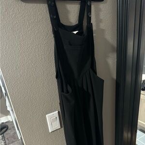 HALARA Elegant Black Buttoned Jumpsuit